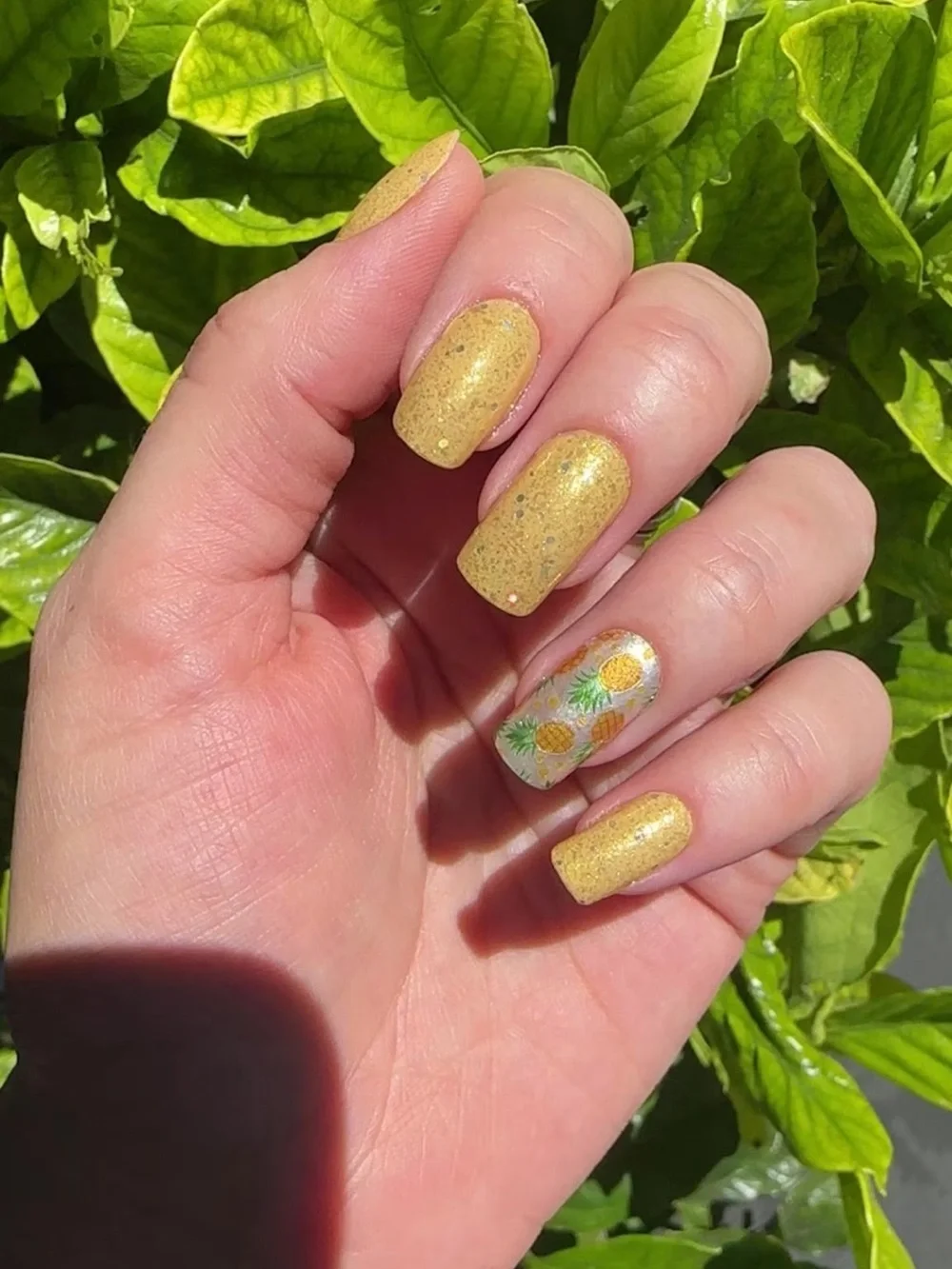 *Retired* Color Street: Mighty Heroes | Gold Yellow Glitter Summer Spring Party